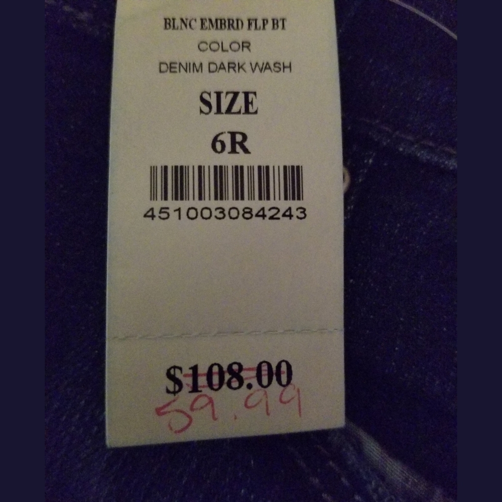 Jeans - Picture 5 of 5
